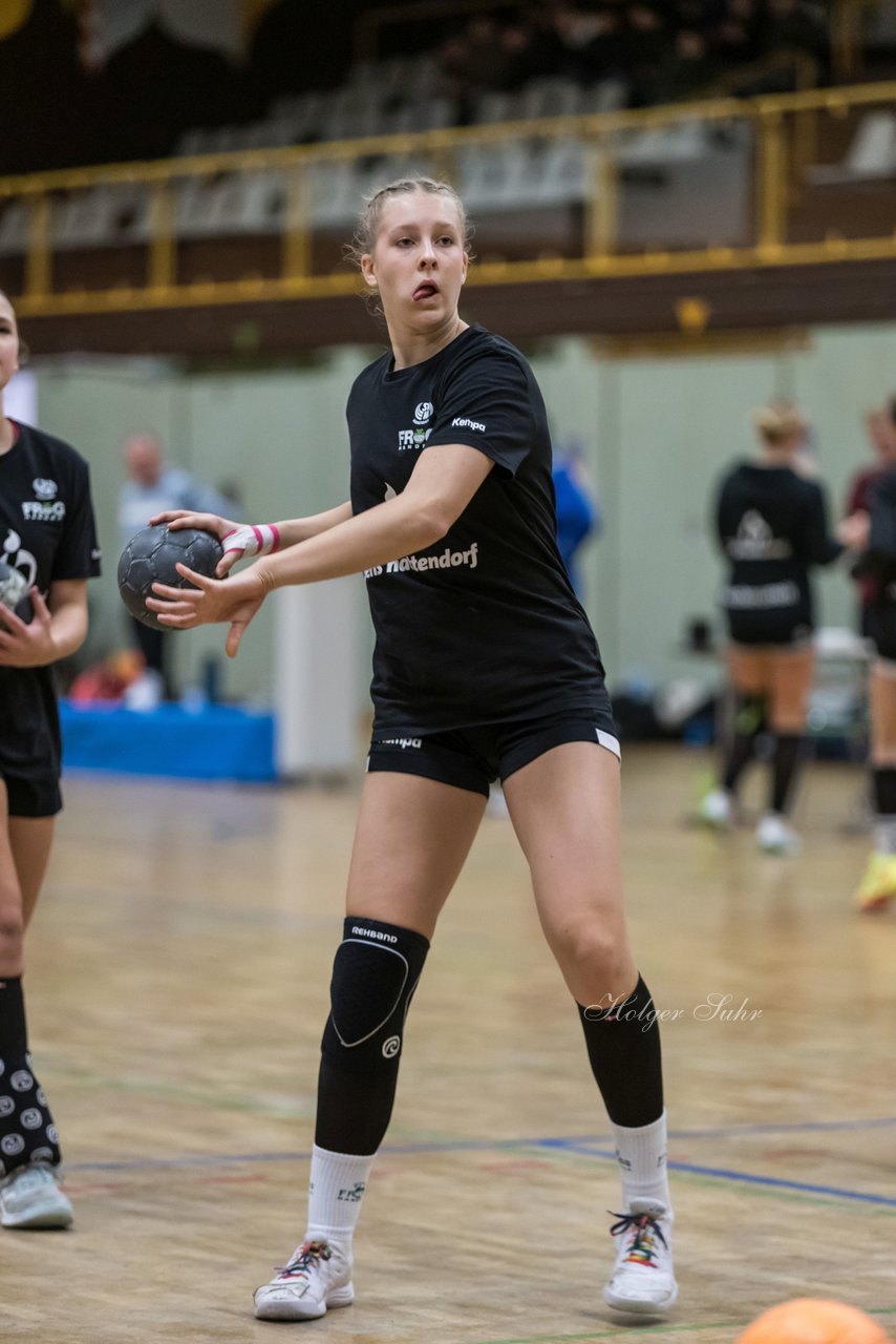 Bild 147 - wBJ SV Henstedt Ulzburg - TuRa Meldorf : Ergebnis: 22:38